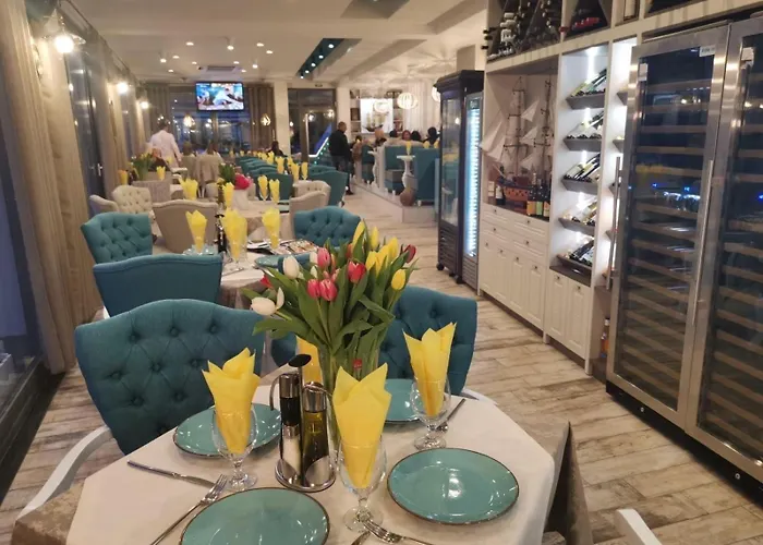 Rose Gardens Apart Hotel